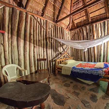 Dave The Cave Eco Lodge And Cultural Campsite Rubirizi Exterior photo